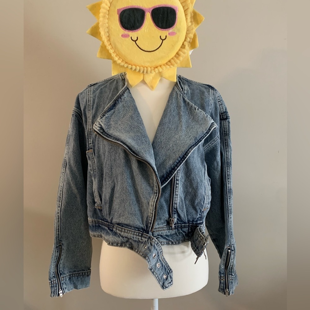 Zara Blue washed effect cropped Denim Jacket size Medium - Picture 1 of 8